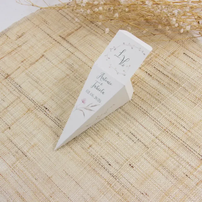 Cono modello fiori di campo
