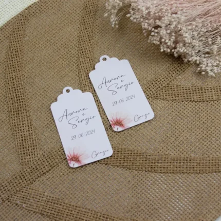 Tag sagomato modello pastello