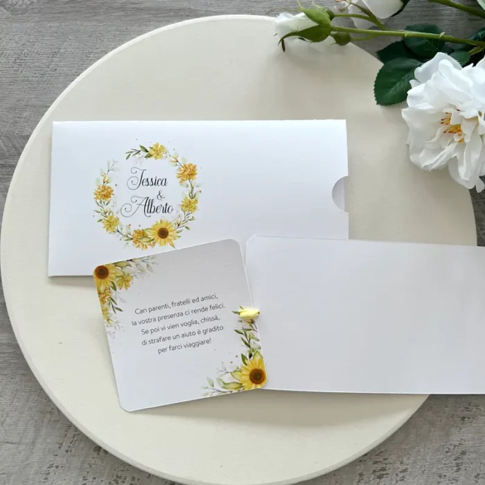 Partecipazione Matilda modello Girasole dettagli Partecipazione Matilda modello Girasole dettagli