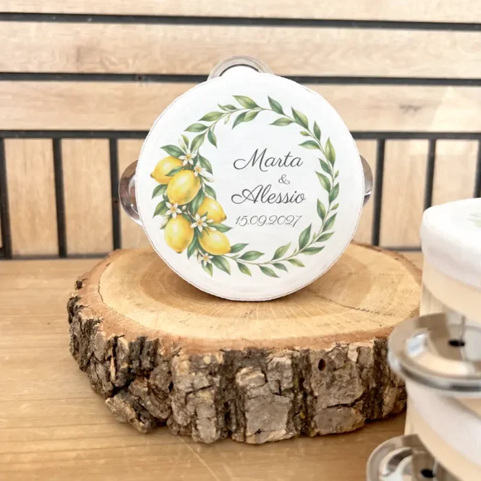 Tamburello personalizzato con grafica limoni, nomi degli sposi e data del matrimonio